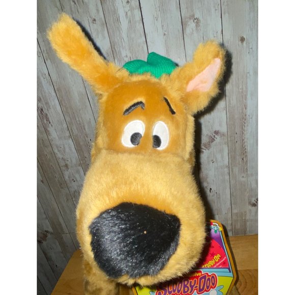 2005 Macy's 17" Scooby Doo Holiday Plush Stuffed Animal Toy CD-Rom - Picture 2 of 8